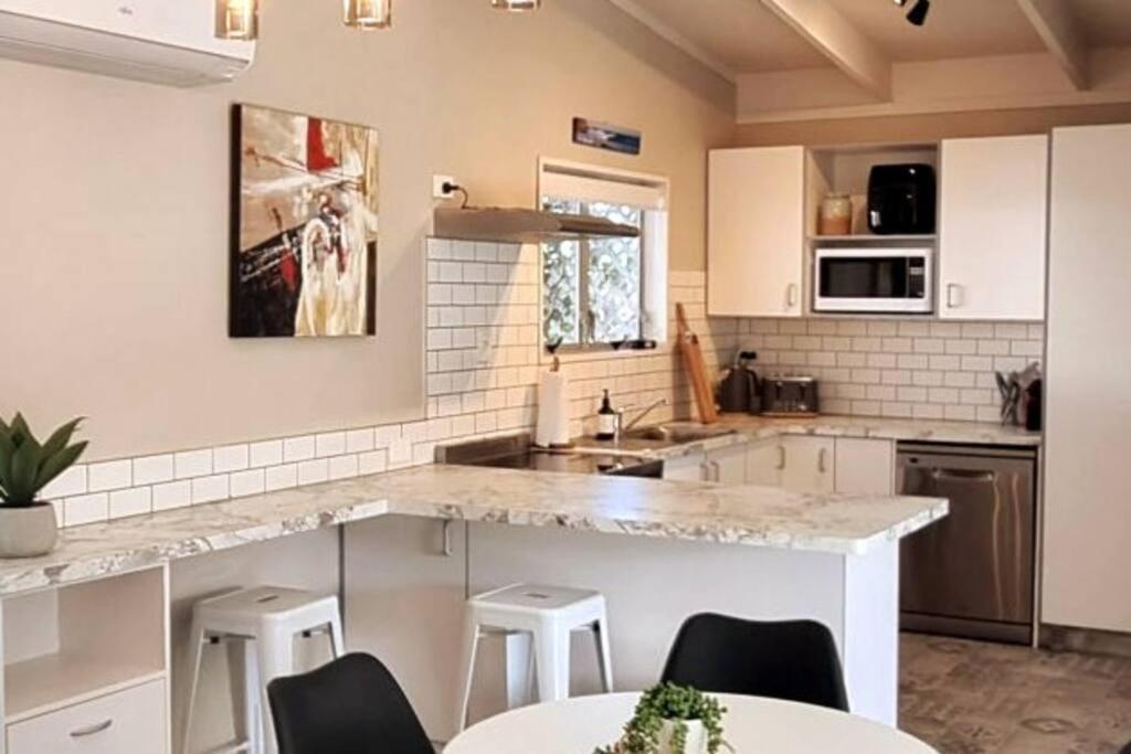 Ultimate Family Holiday - Pet Friendly! Papamoa Ngoại thất bức ảnh